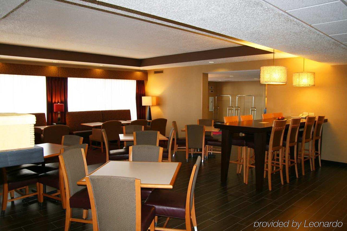 Spx Hotel Green Bay Étterem fotó